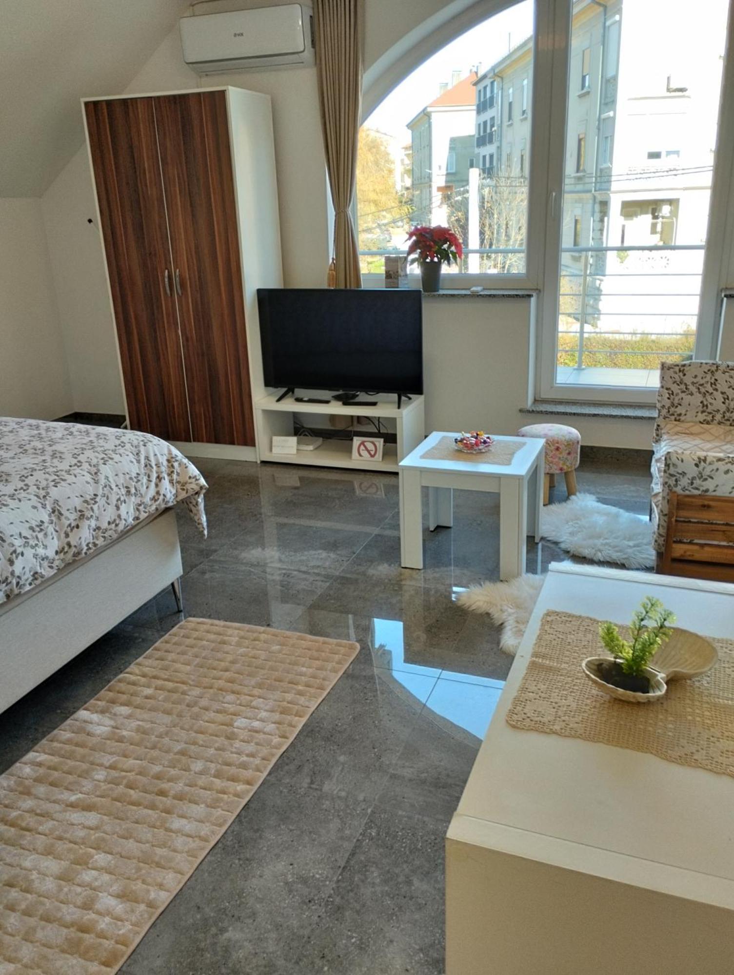 Apartma Azurre Postojna Dış mekan fotoğraf